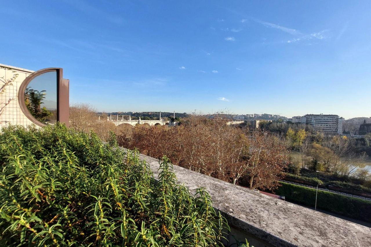 ローマBeautiful Loft In Ponte Milvio With Terraceアパートメント エクステリア 写真