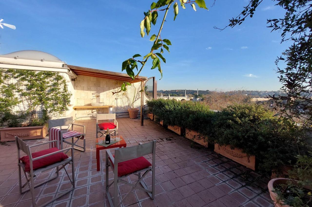 ローマBeautiful Loft In Ponte Milvio With Terraceアパートメント エクステリア 写真