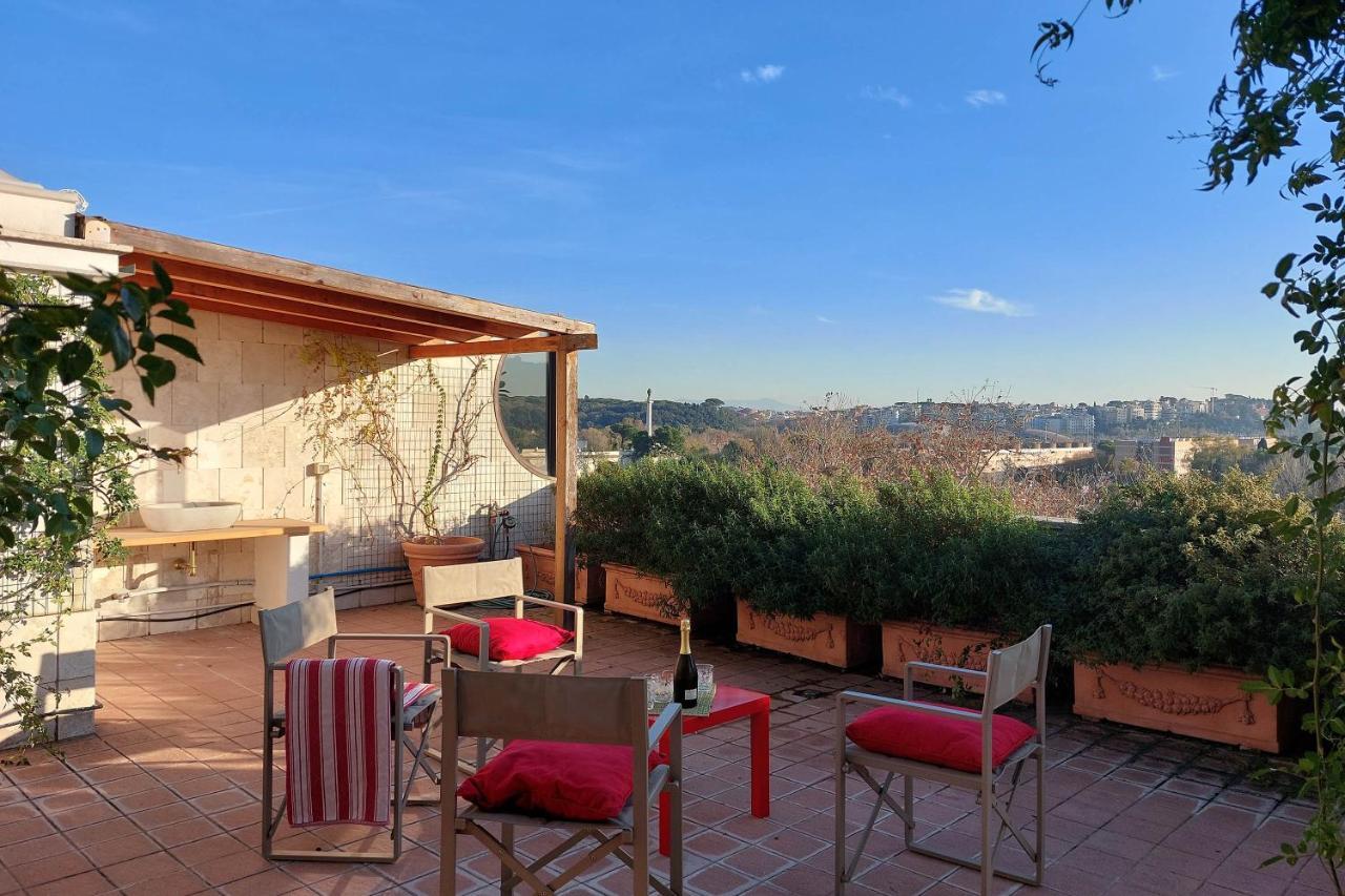 ローマBeautiful Loft In Ponte Milvio With Terraceアパートメント エクステリア 写真
