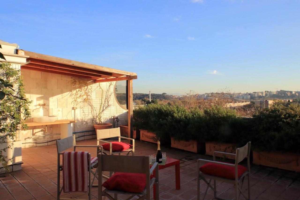 ローマBeautiful Loft In Ponte Milvio With Terraceアパートメント エクステリア 写真