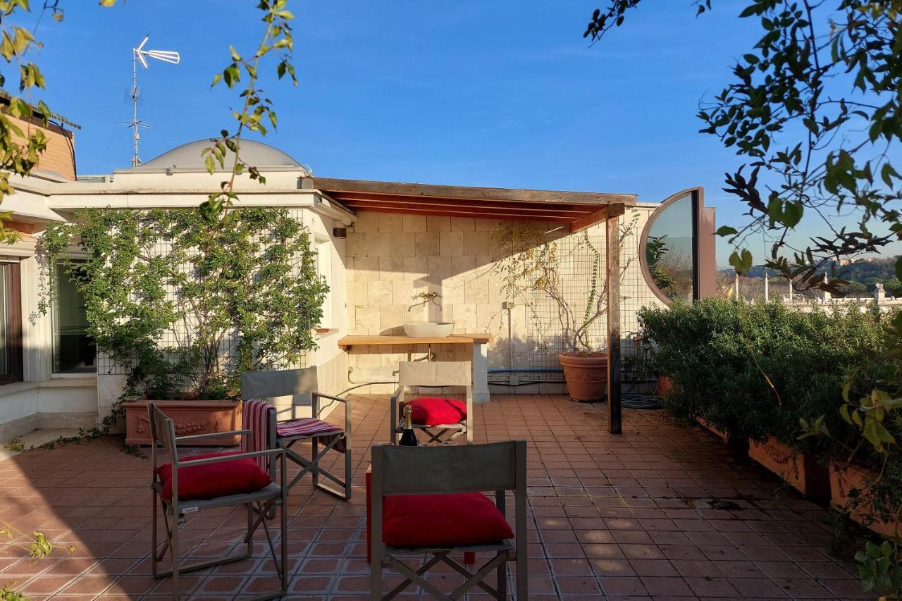 ローマBeautiful Loft In Ponte Milvio With Terraceアパートメント エクステリア 写真