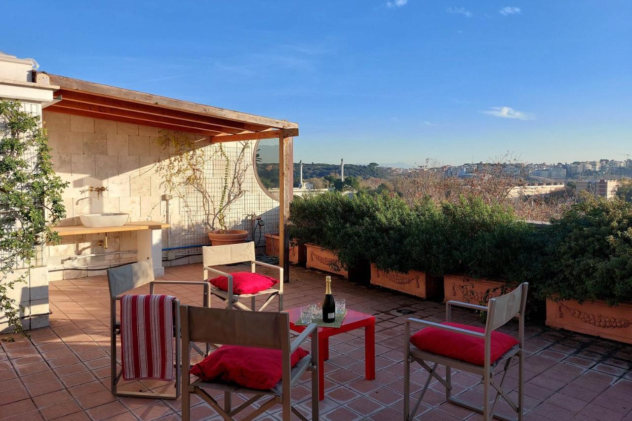 ローマBeautiful Loft In Ponte Milvio With Terraceアパートメント エクステリア 写真