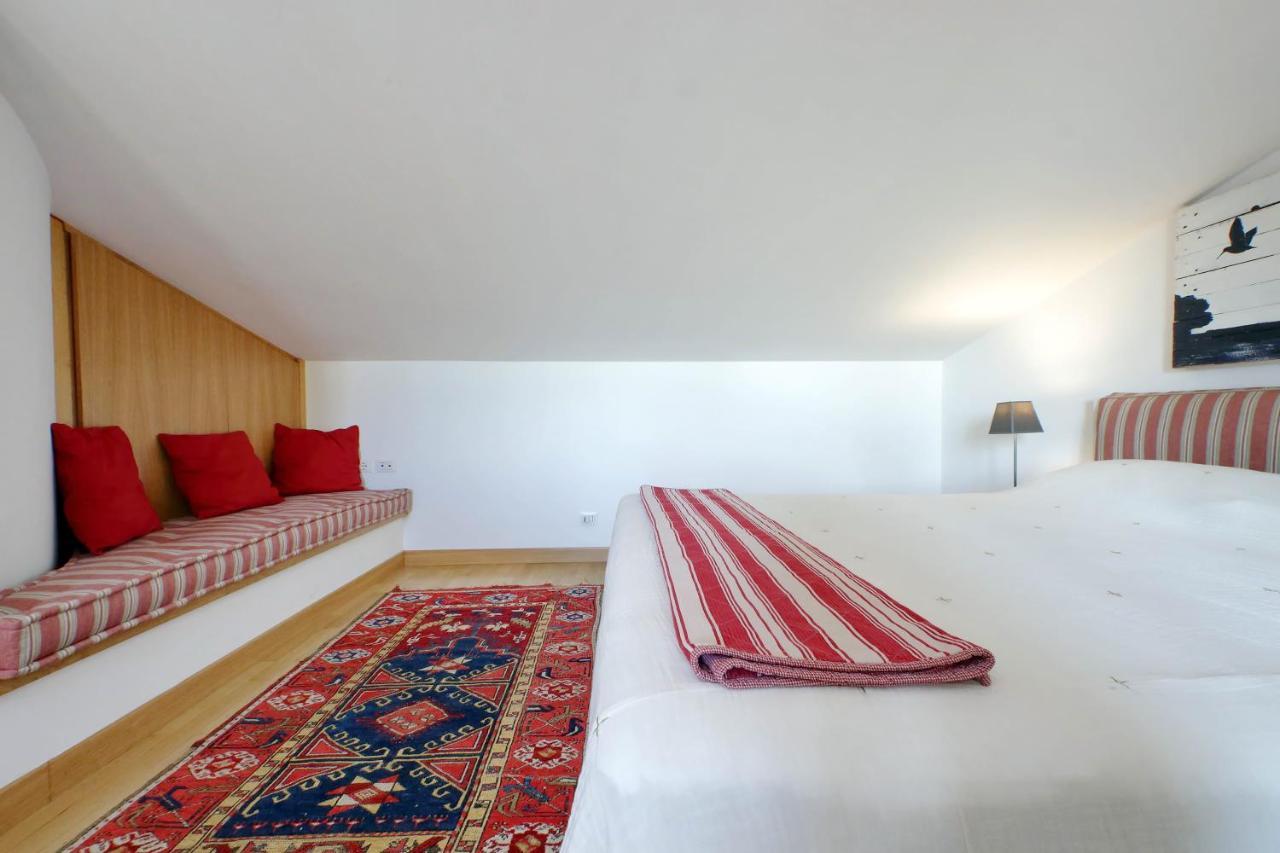 ローマBeautiful Loft In Ponte Milvio With Terraceアパートメント エクステリア 写真