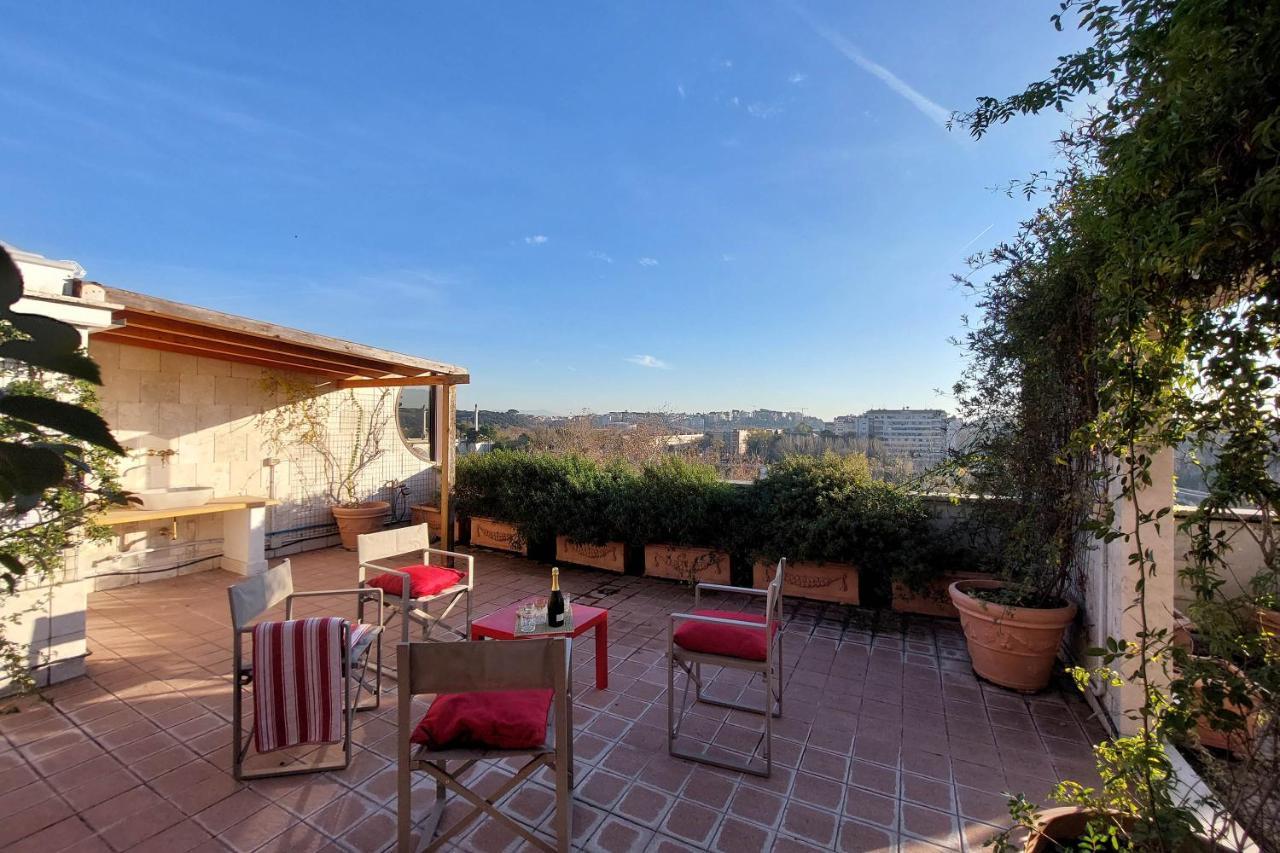 ローマBeautiful Loft In Ponte Milvio With Terraceアパートメント エクステリア 写真